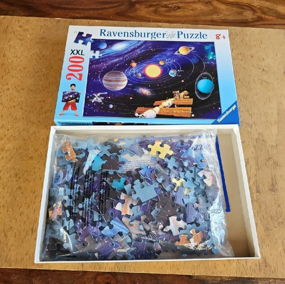 Ravensburger Puzzle Space The Solar System 200 XXL Pieces 100% Complete 12 796 2